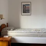 Sunny 2-bedroom In Parque Santiago Ii アパート *