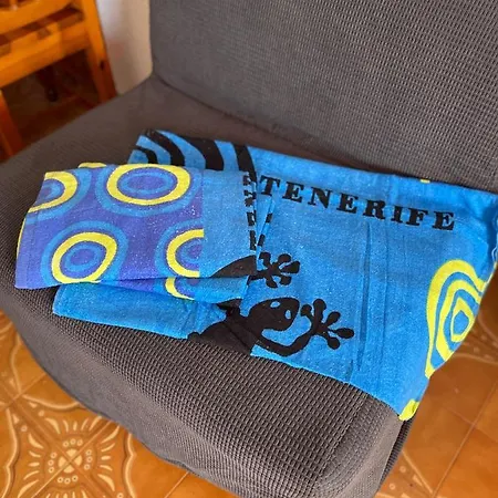 Sunny 2-bedroom In Parque Santiago Ii Lejlighed