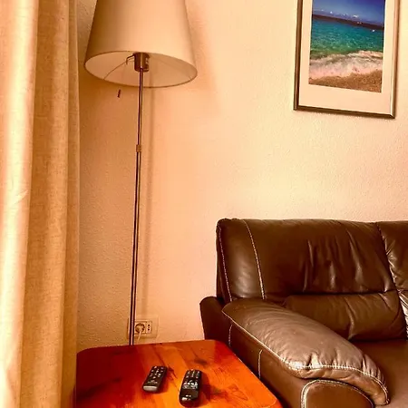 Sunny 2-bedroom In Parque Santiago Ii Playa de las Americas (Tenerife)