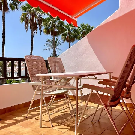 Sunny 2-bedroom In Parque Santiago Ii Lejlighed Playa de las Américas