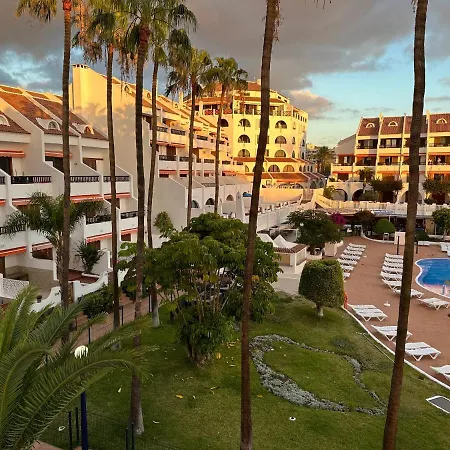 Sunny 2-bedroom In Parque Santiago Ii Lejlighed Playa de las Américas