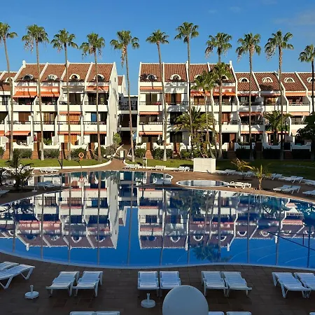 Sunny 2-bedroom In Parque Santiago Ii *