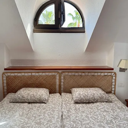 Sunny 2-bedroom In Parque Santiago Ii プラヤ・デ・ラス・アメリカス