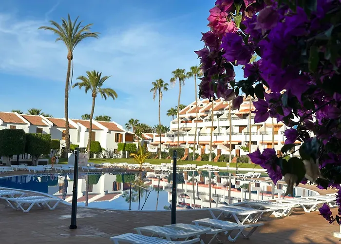 Sunny 2-bedroom In Parque Santiago Ii Apartament