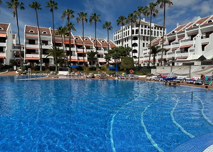 Sunny 2-bedroom In Parque Santiago Ii Apartament Playa de las Americas (Tenerife)