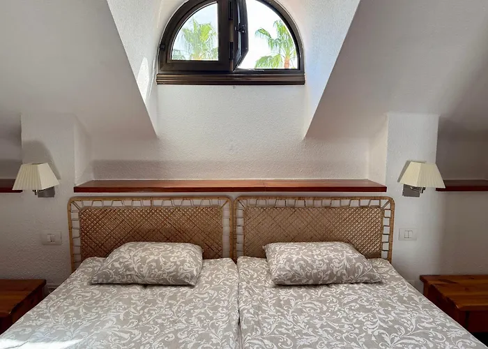 Sunny 2-bedroom In Parque Santiago Ii Playa de las Americas (Tenerife)