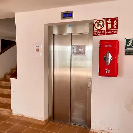 Sunny 2-bedroom In Parque Santiago Ii 아파트 플라야데라스아메리카스