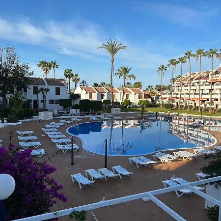 Sunny 2-bedroom In Parque Santiago Ii Daire