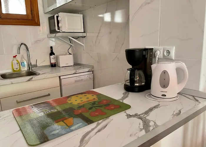 Sunny 2-bedroom In Parque Santiago Ii Apartament Playa de las Americas (Tenerife)